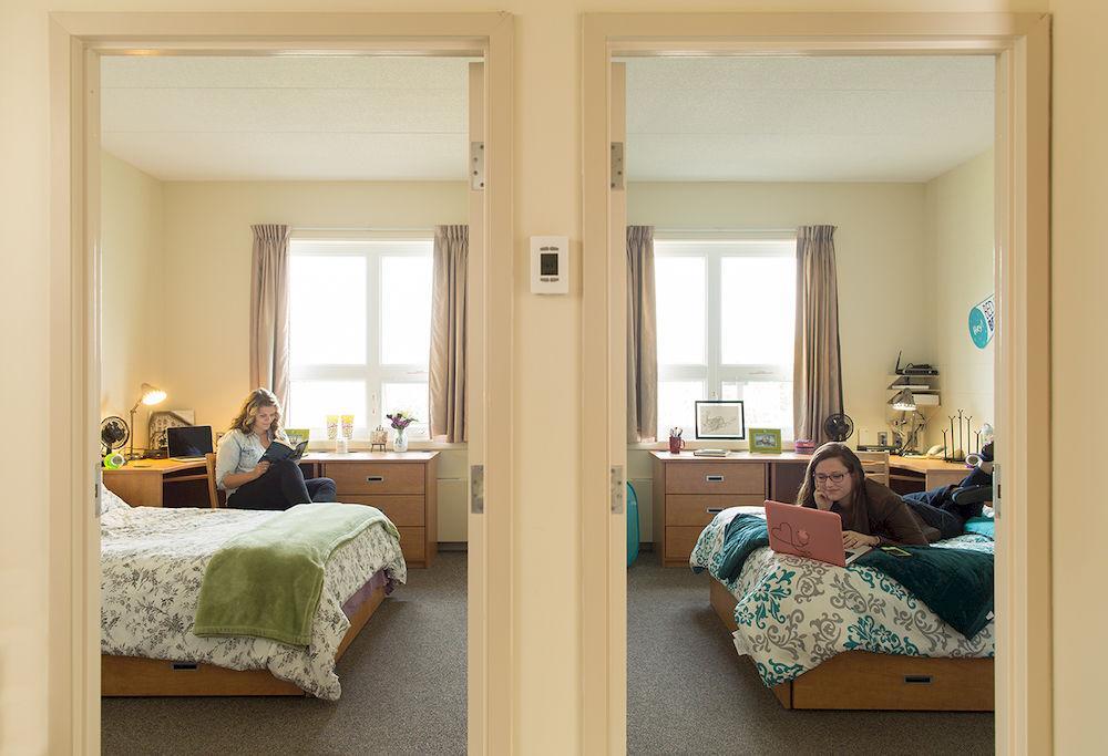 Unb Saint John Summer Hotel Extérieur photo